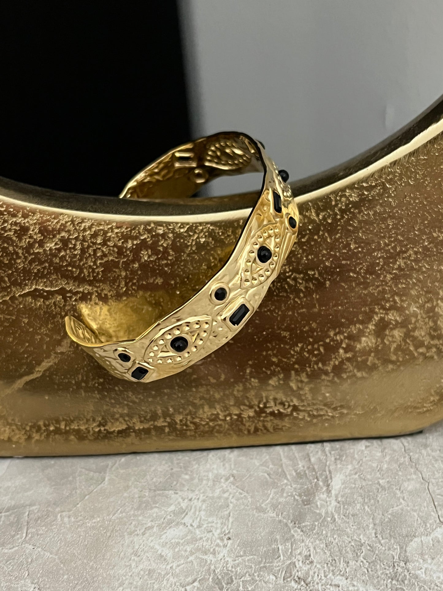 Demi Bangle | Black/Gold