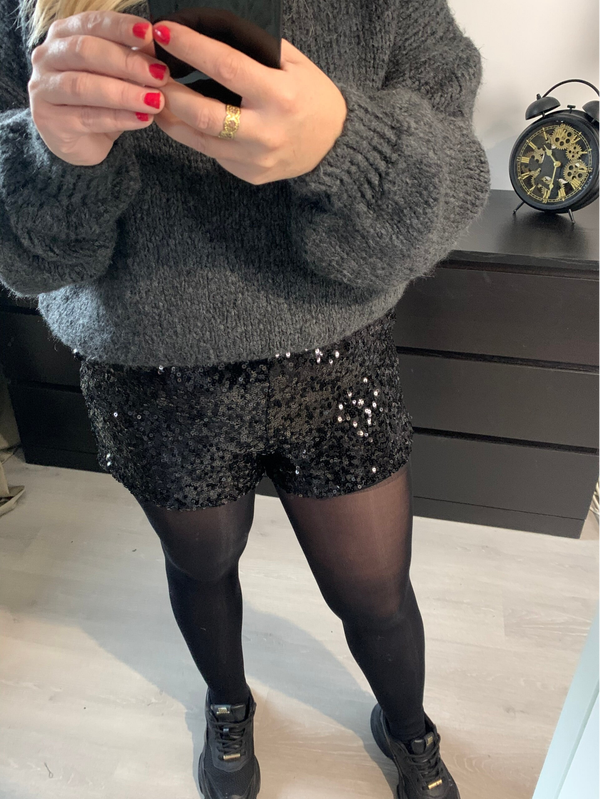 Short à paillettes