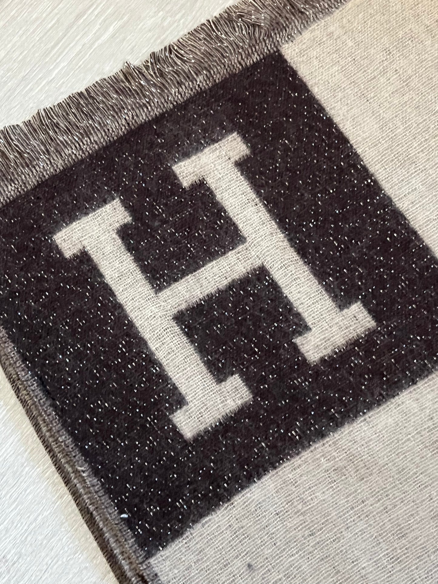 Hillary Sjaal | Donkerbruin/Beige