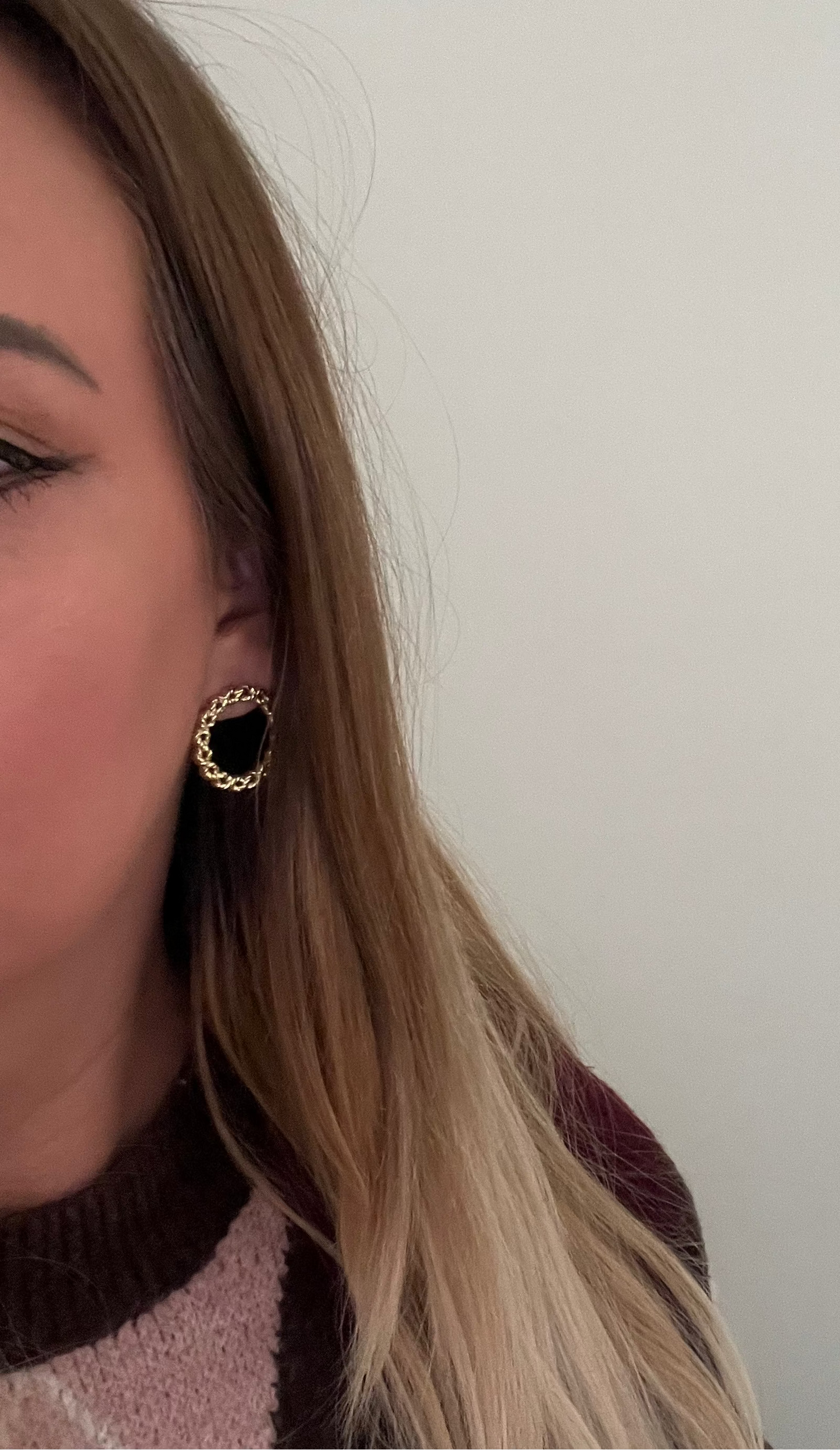 Round Chique Earrings