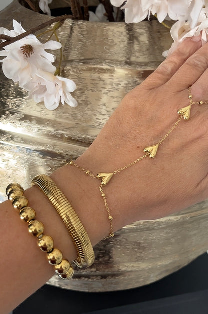 Hand Chain Hearts