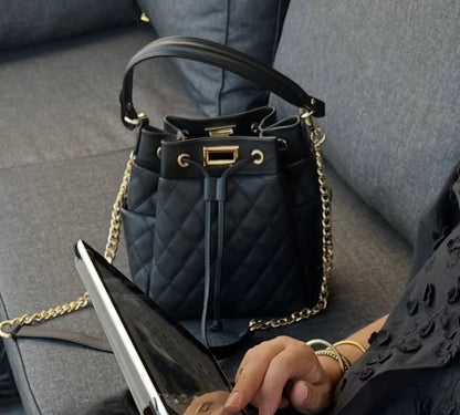 Jenna Bucket Bag | Black