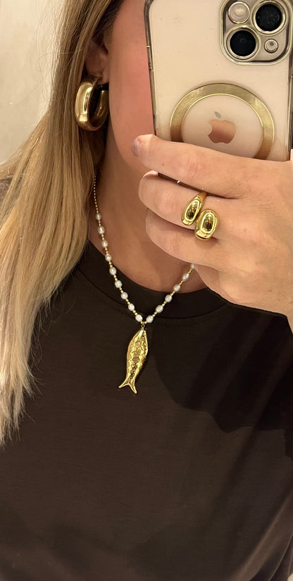 Fishy Pearl Necklace