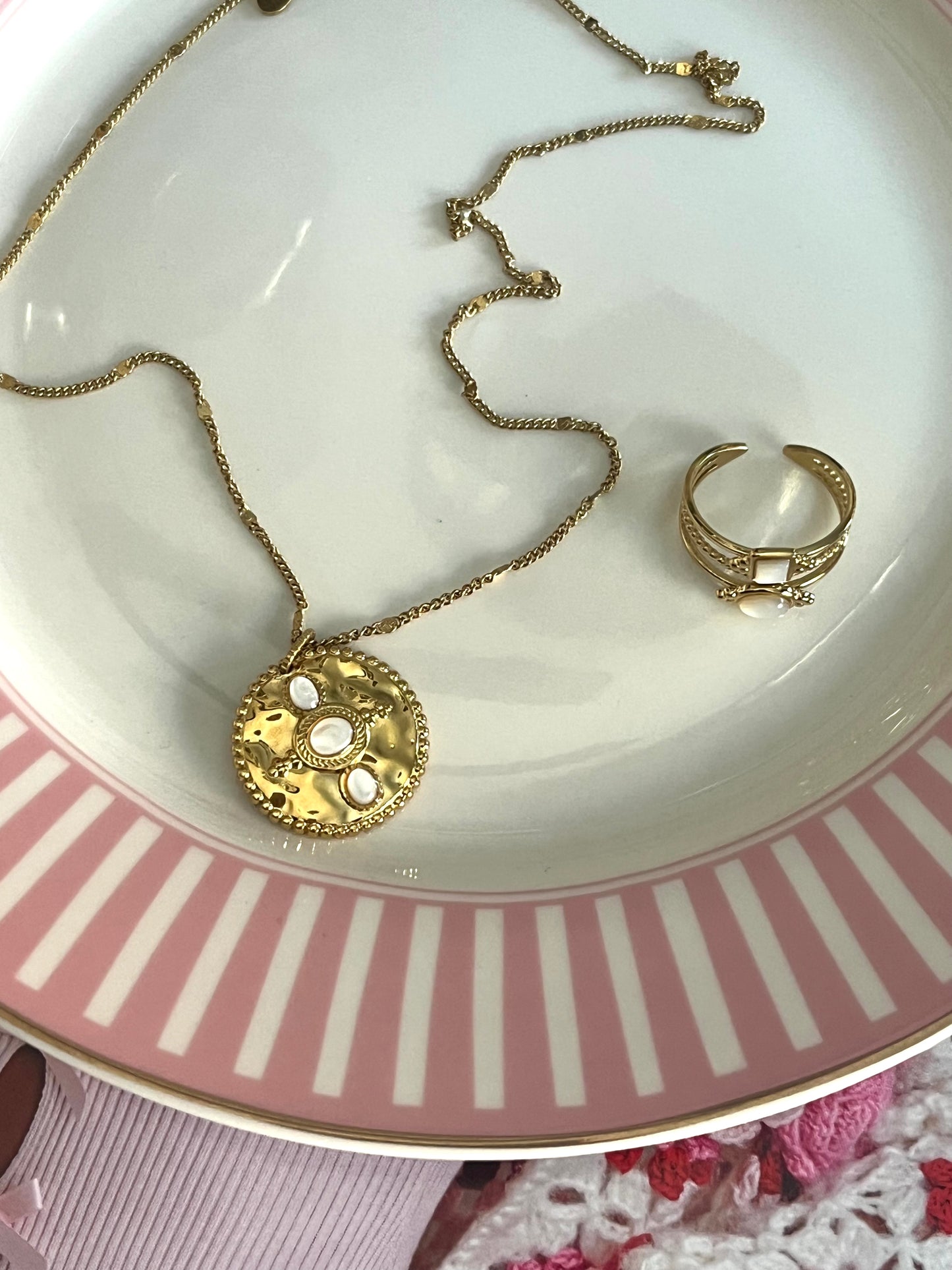 Collier Boho Pierre Blanche