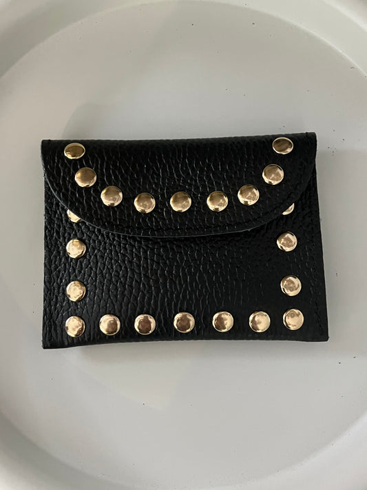 Pasjeshouder Studs | Zwart