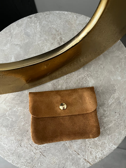 Jess Portemonnee Suede Small | Cognac