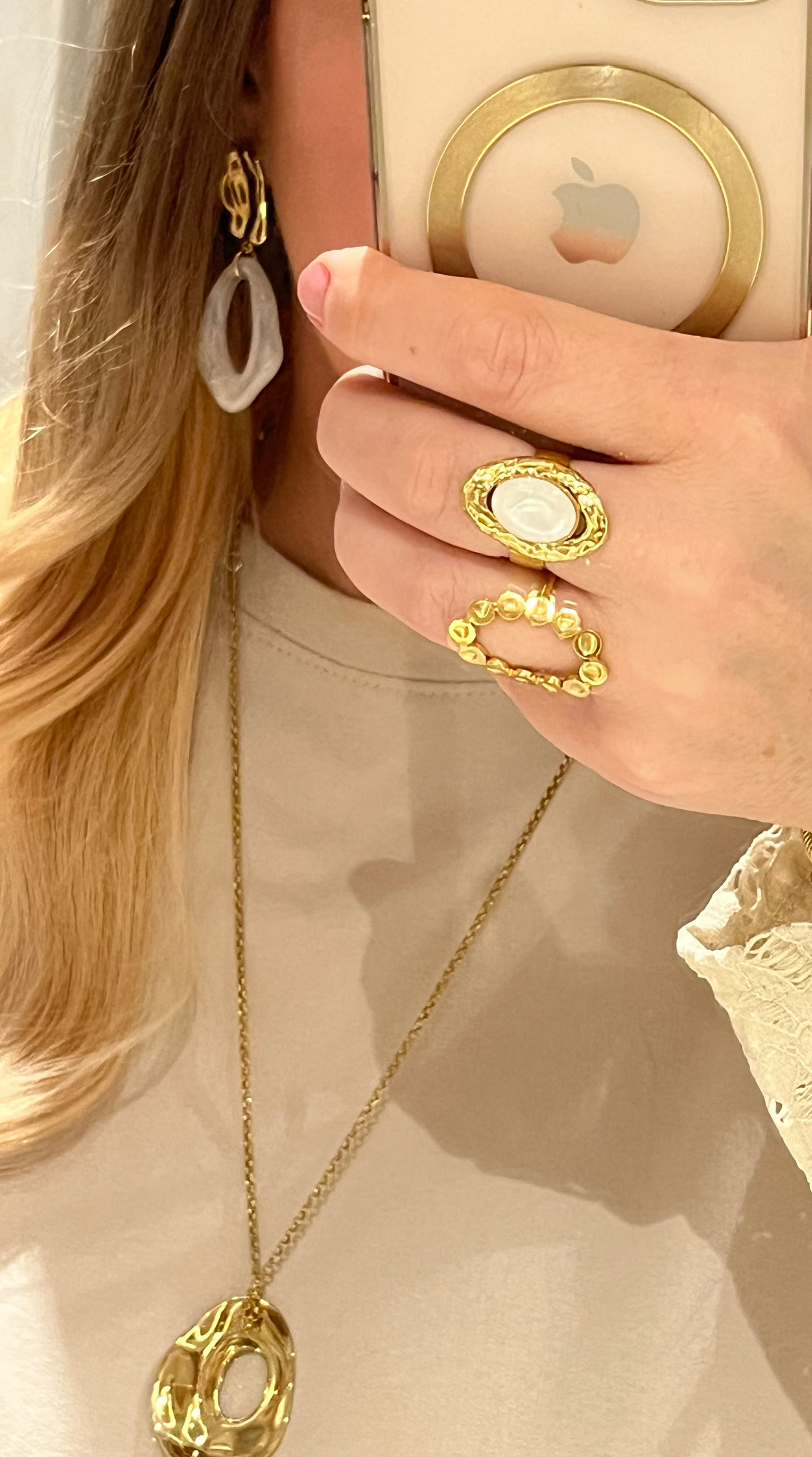 White Elegant Earrings