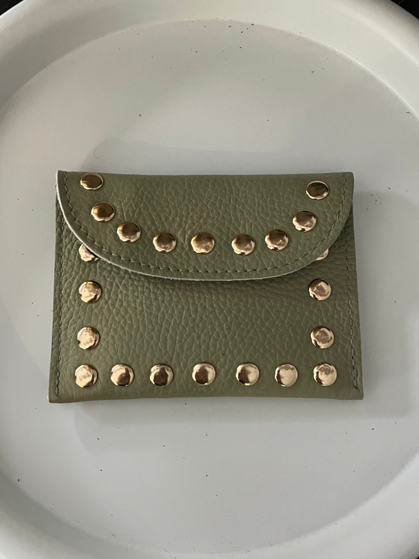 Pasjeshouder Studs | Groen