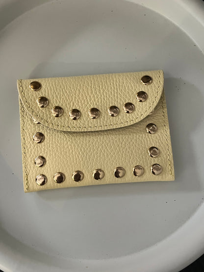 Pasjeshouder Studs | Butter Yellow