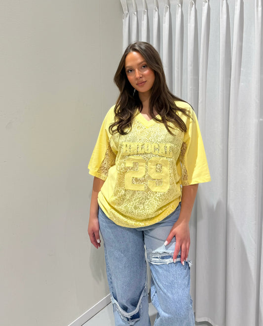 Kylie Lace Tee | Geel