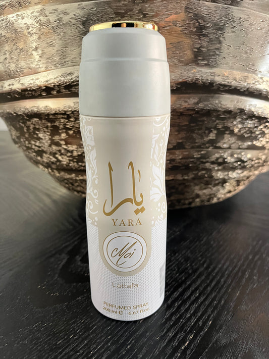 Perfumed Spray Lataffa Yara Moi