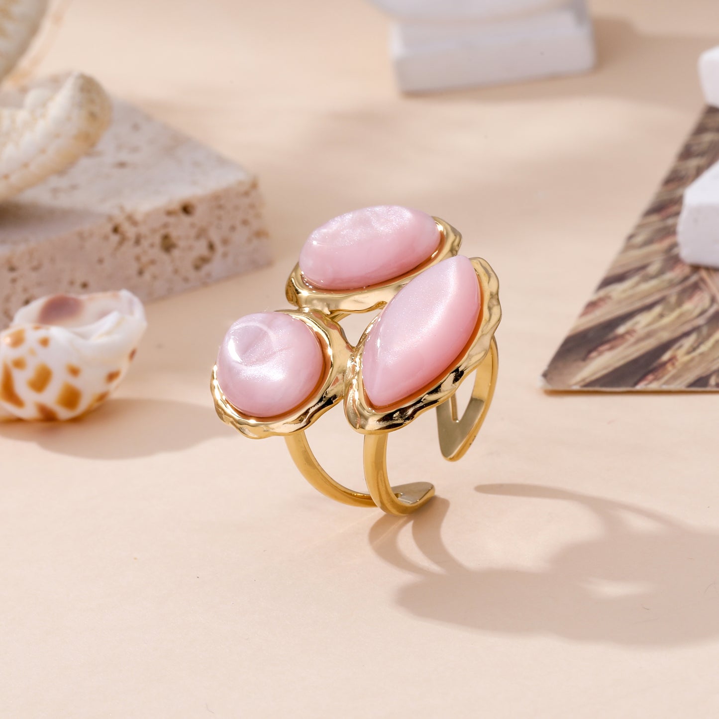 Rosalia Ring | Pink Donderdag 11 juni verstuurd