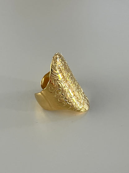 Jess Statement Ring