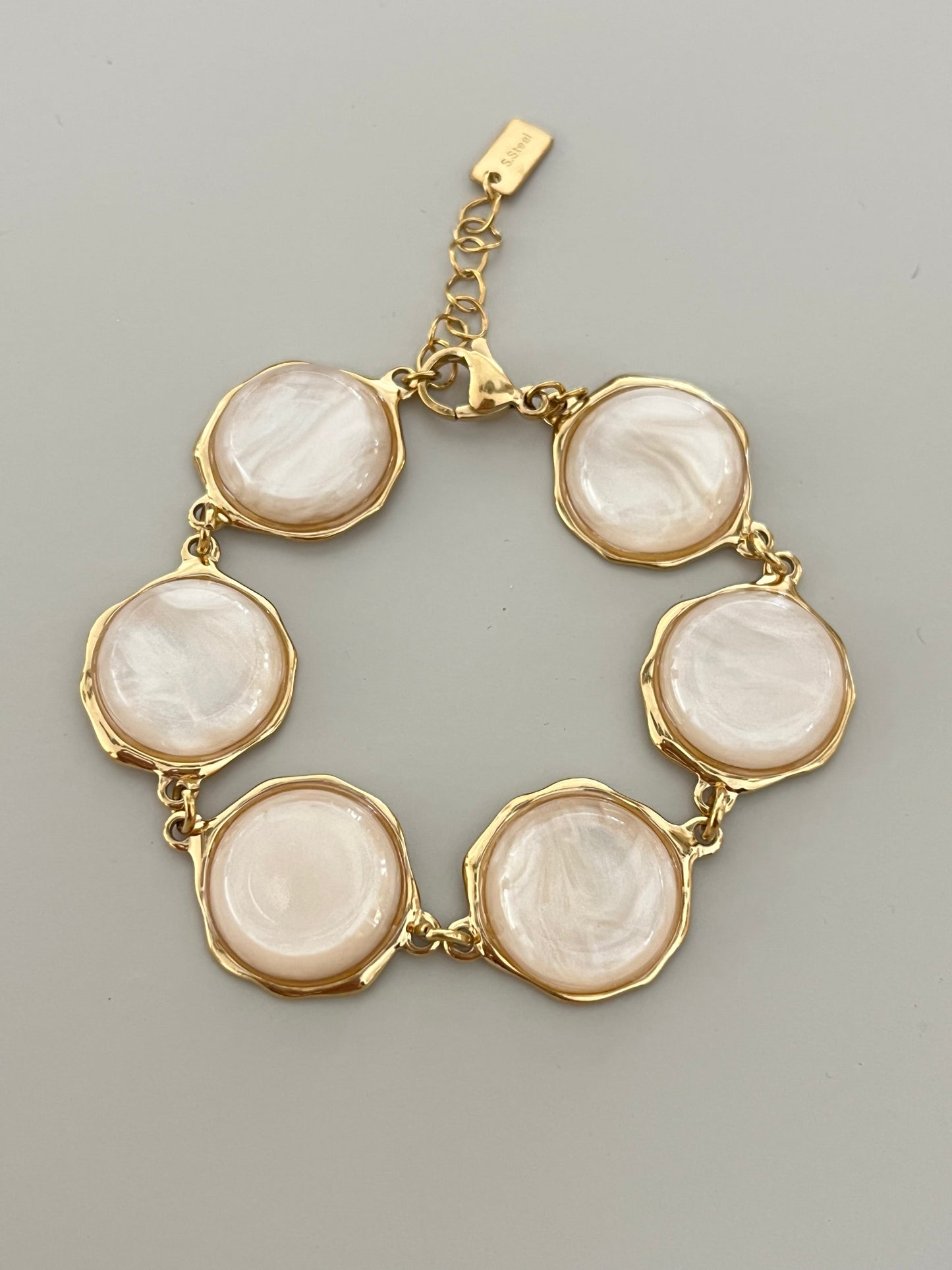 Maia Bracelet | Beige