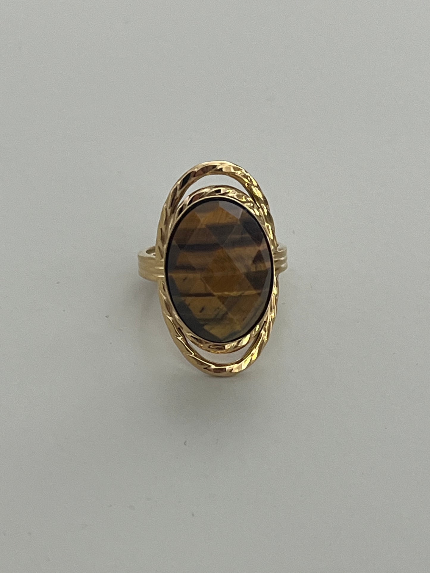 Shiney Brown Stone Ring