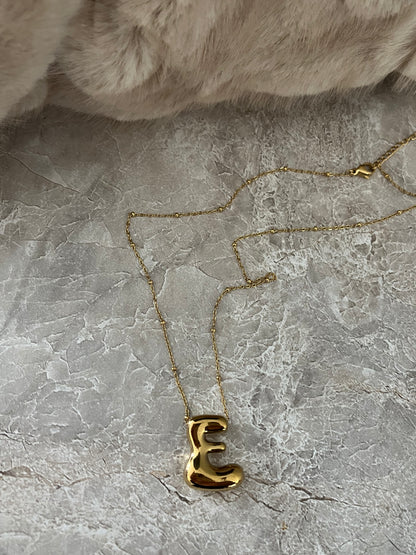 Initiaal Ketting | E