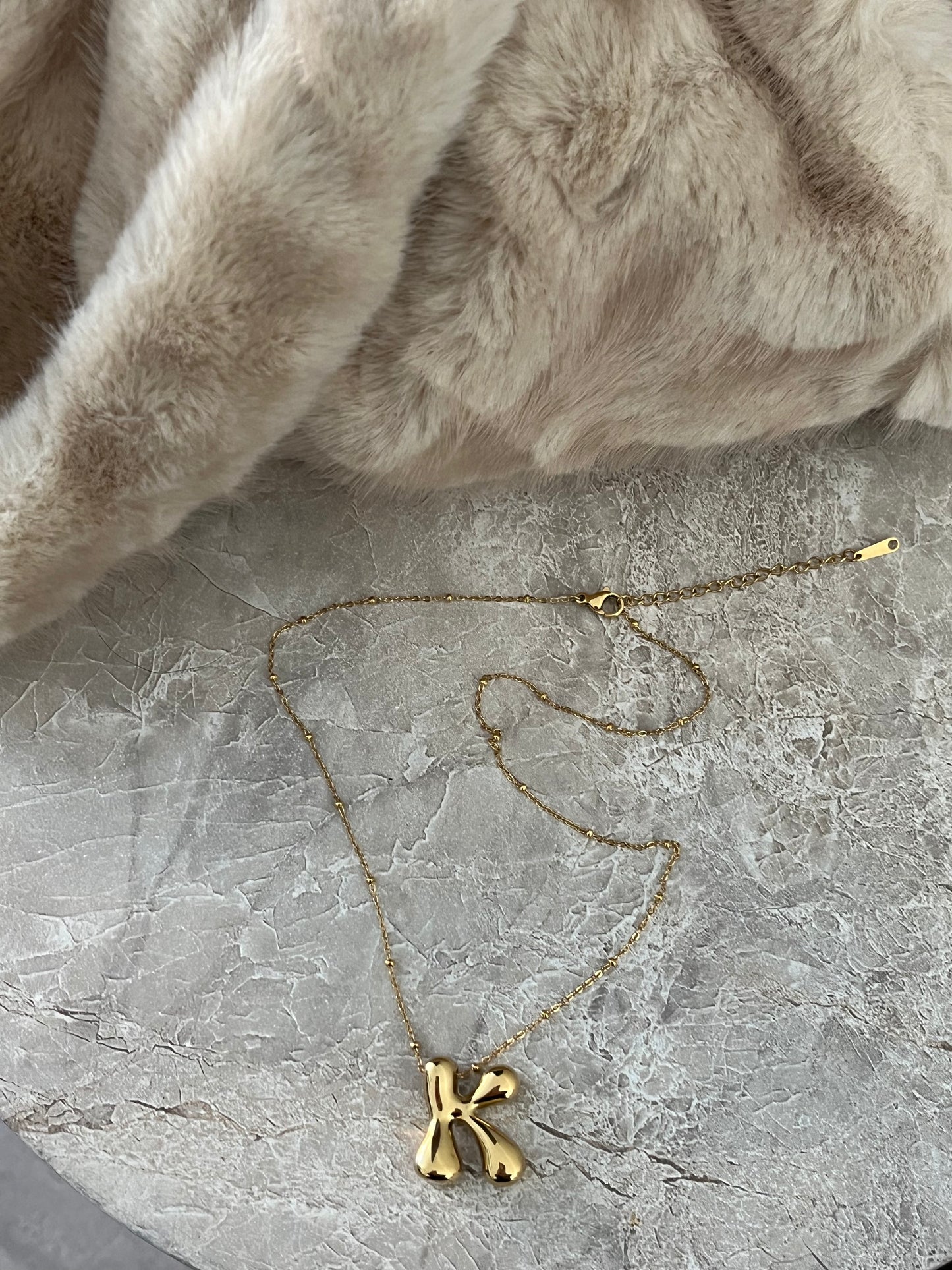 Initiaal Ketting | K