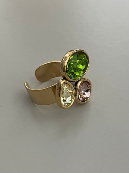 Phoeby Ring