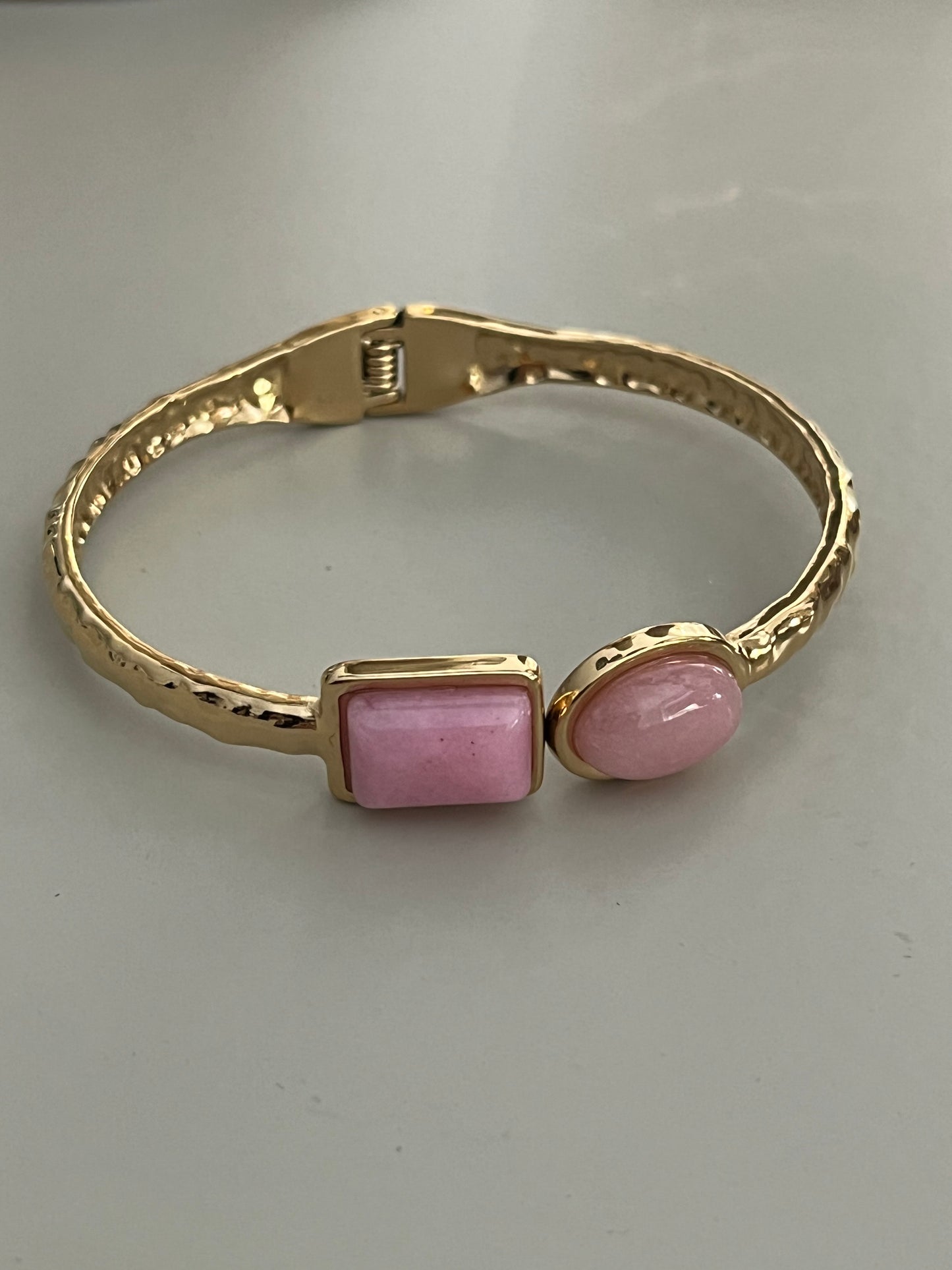 Destiny Stone Bangle | Pink