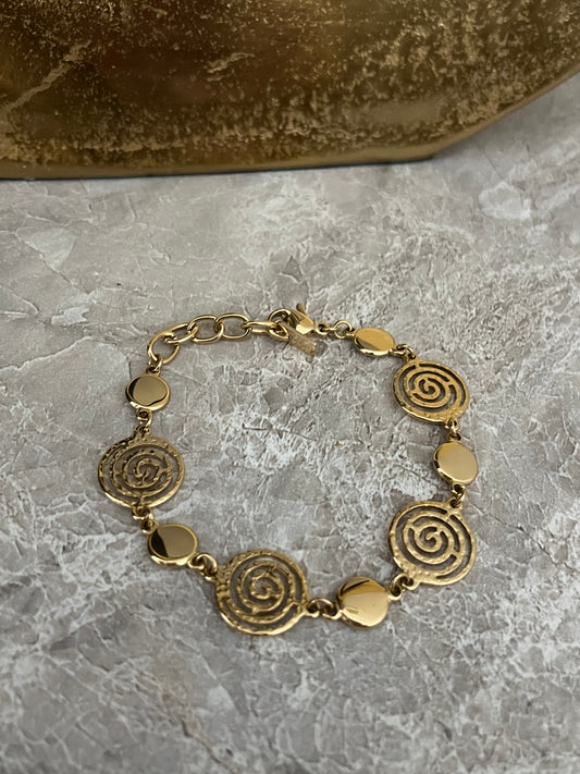 Alice Bracelet | Gold