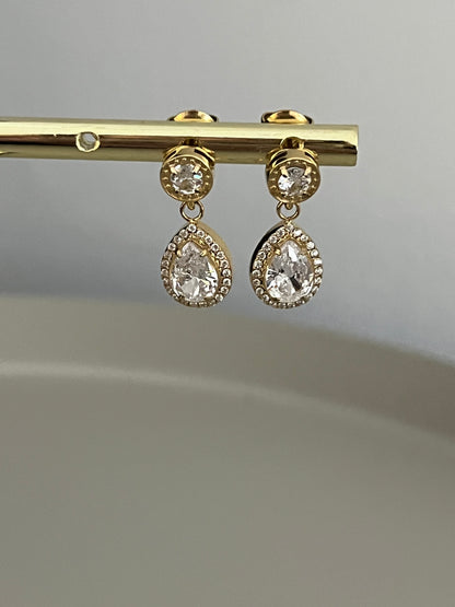Chique Diamond Earrings