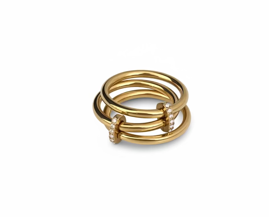 Triple Layered Strass Ring